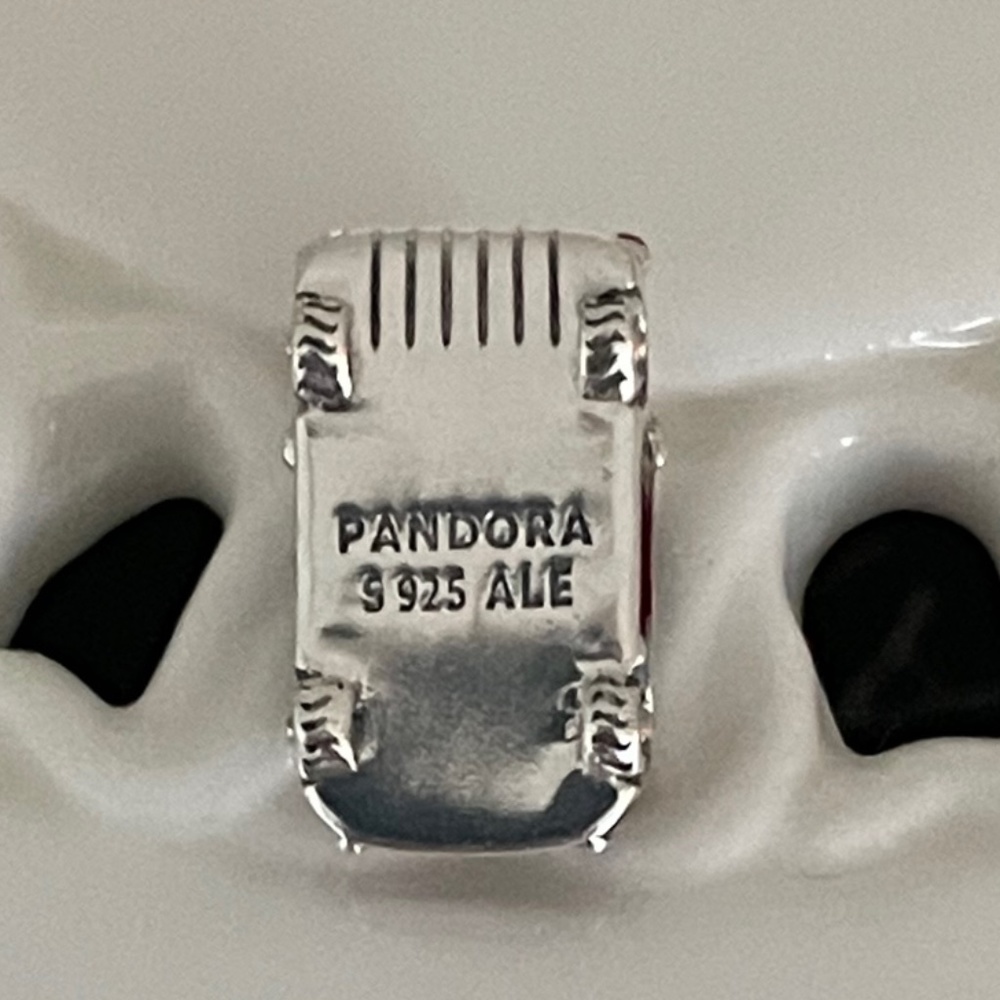 PANDORA - Picture 5 of 5